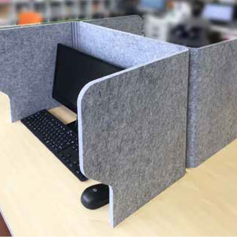 Bisa ngrasa panel jembatan jurang antara fungsionalitas akustik lan estetika desain modern?